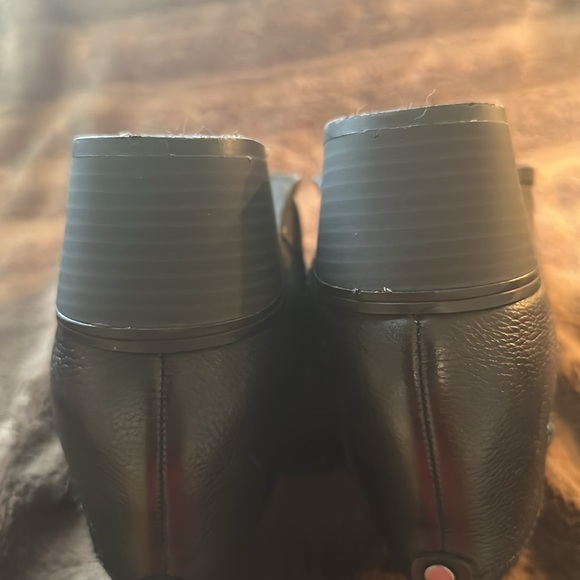 NATURALIZER Zarie Black Leather Bootie Sz 10 - Picture 9 of 13